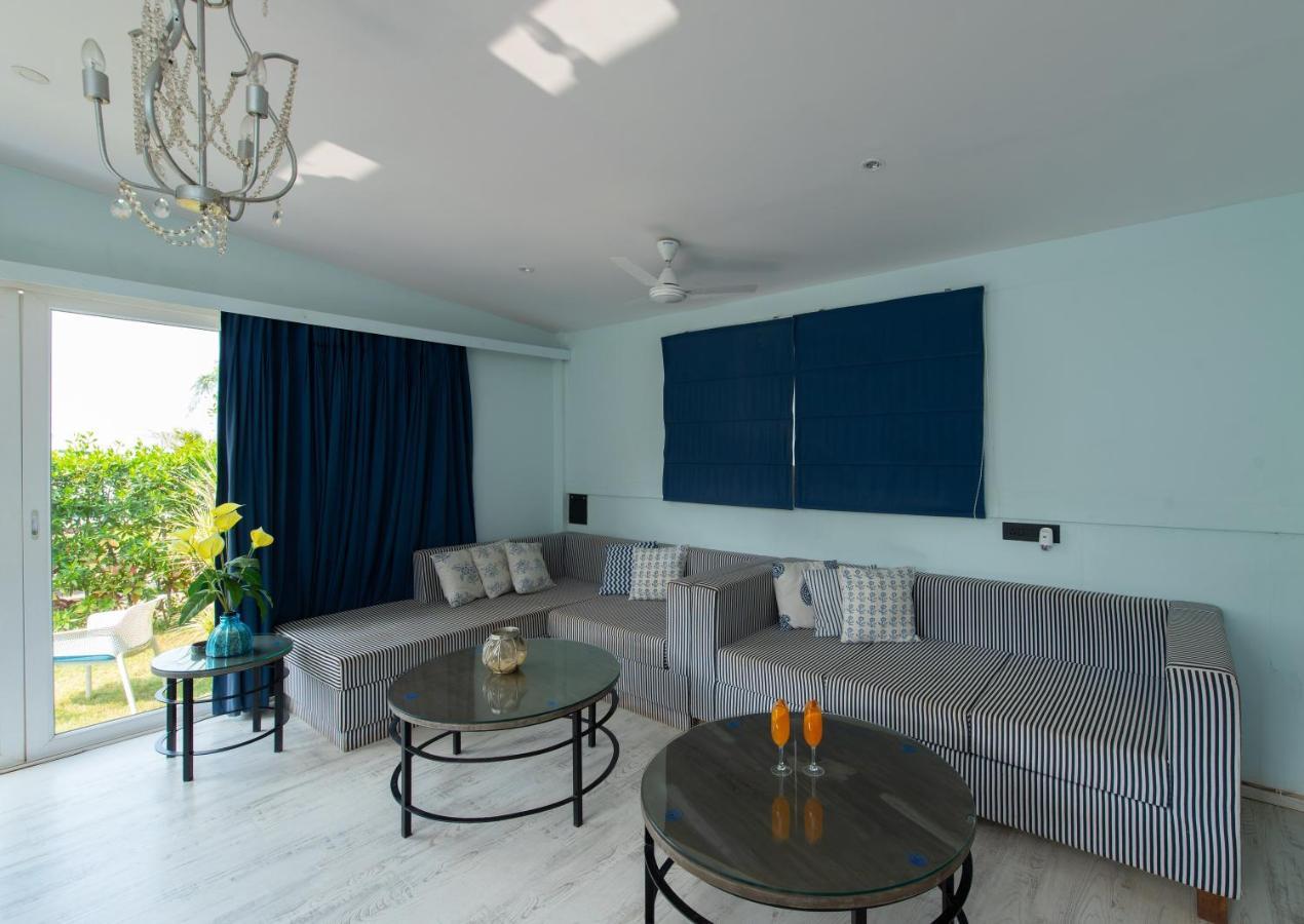Living Room Beach Resort Morjim Exterior foto